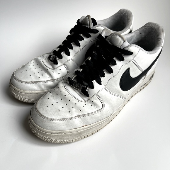 Nike Men's Air Force One - Picture 1 of 3